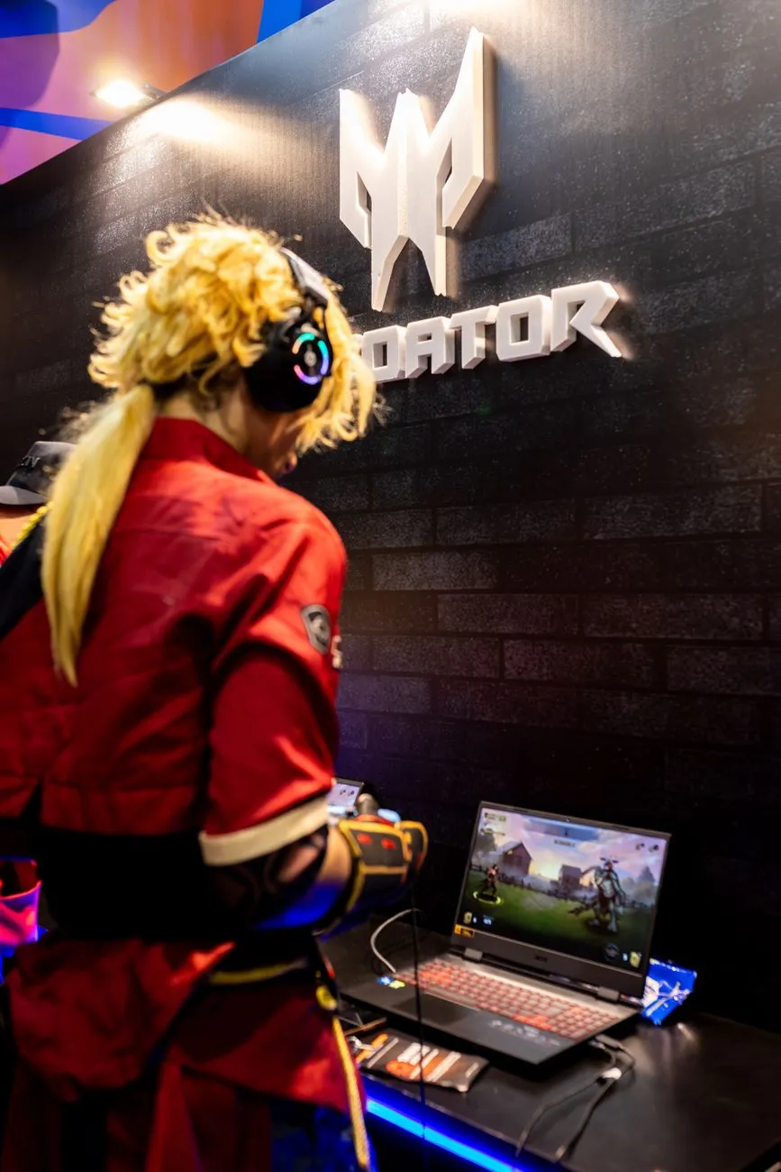 Praia Grande se transforma no paraíso dos fãs: evento imperdível com games, cosplay, K-pop e dubladores