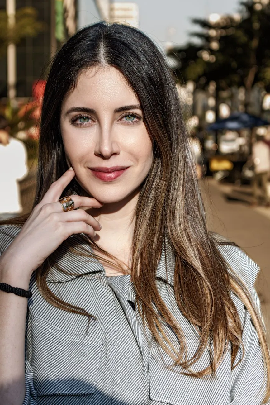 Carol Lekker desativa Instagram após polêmica com Adryana: O que isso significa para sua carreira?