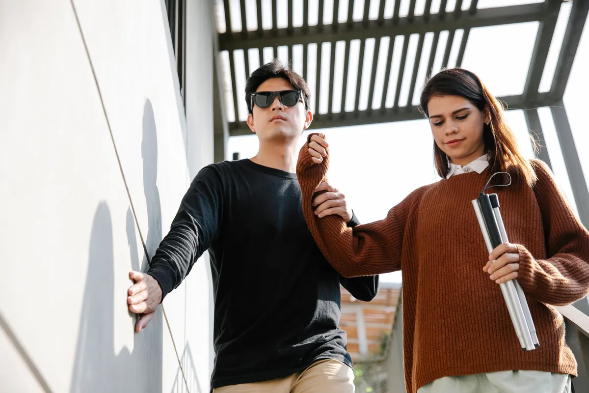 Blind Guide: A Revolução da Inclusão Vence Prêmio Internacional e Inspira o Mundo